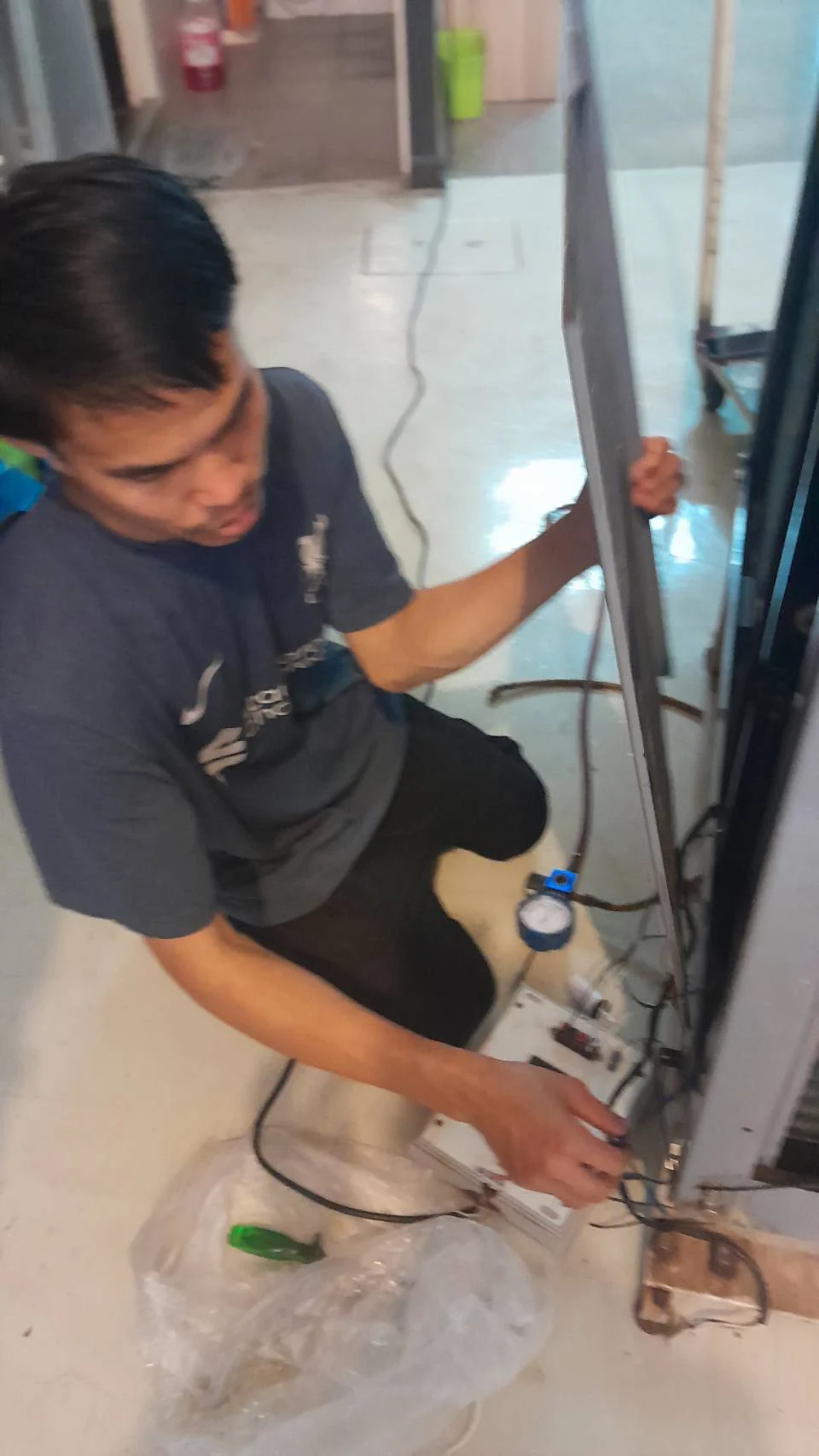 ภาพงานตรวจเช็กและซ่อมอุปกรณ์แอร์ตู้คอนโทรลที่ผู้ว่าจ้างส่ง